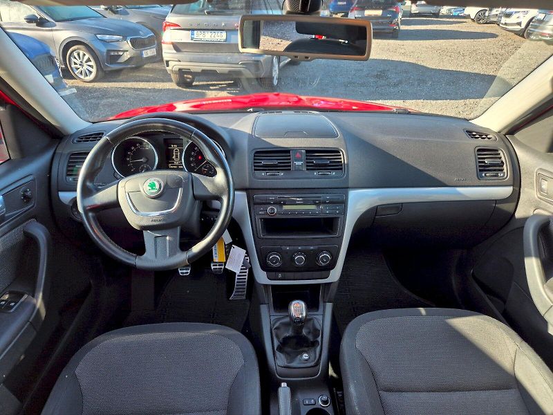 Škoda Yeti (2010) Ambition 2.0TDi 81kW 6°manuáln - fotka 5 z 24