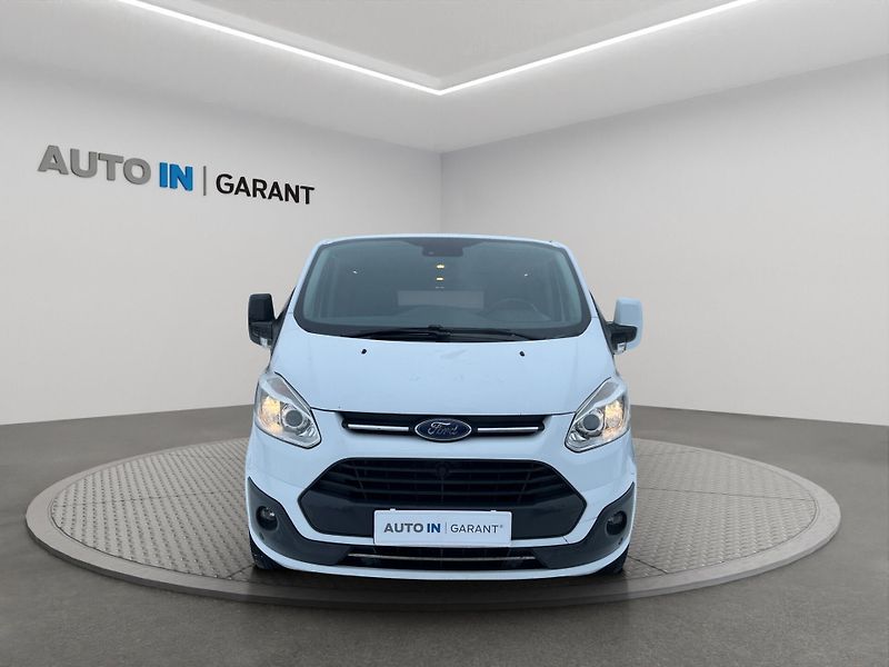 Ford Tourneo Custom (2017) 2.0 96kw, 1.maj, ČR, tažné, DP - fotka 2 z 24