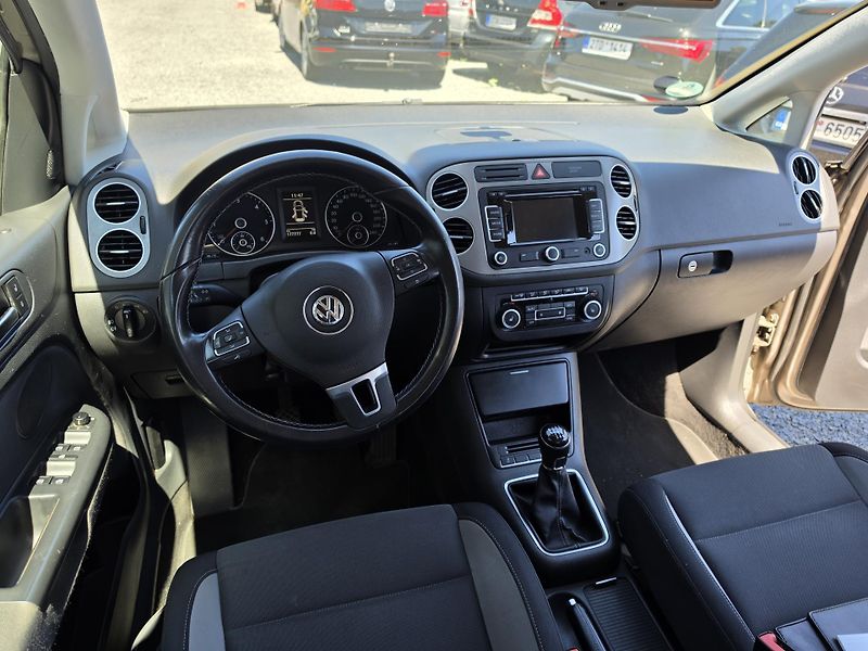 Volkswagen Golf Plus 2.0 TDI Life TZ - fotka 11 z 16