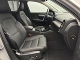 Volvo XC40 B4 DARK PLUS AUT CZ 1.maj - náhled 25
