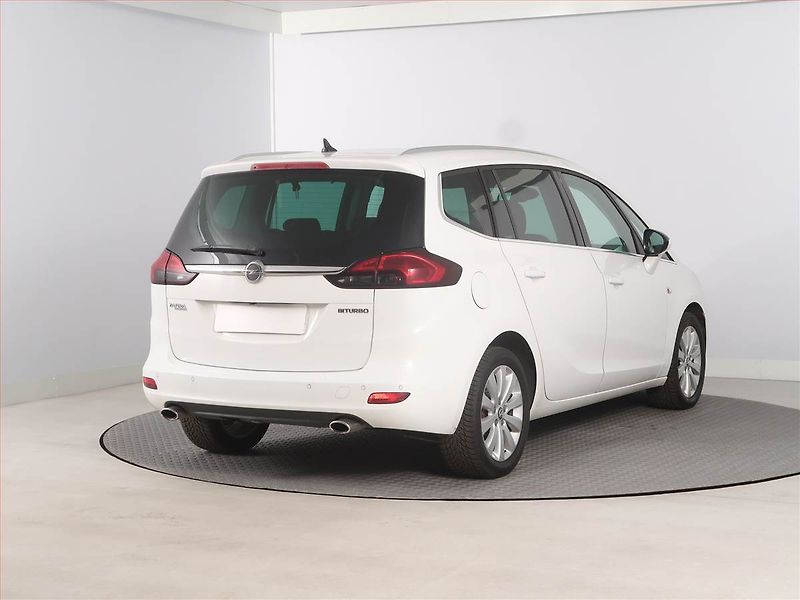 Opel Zafira (2015) 2.0 BiCDTI, 7 míst, Navi - fotka 5 z 19