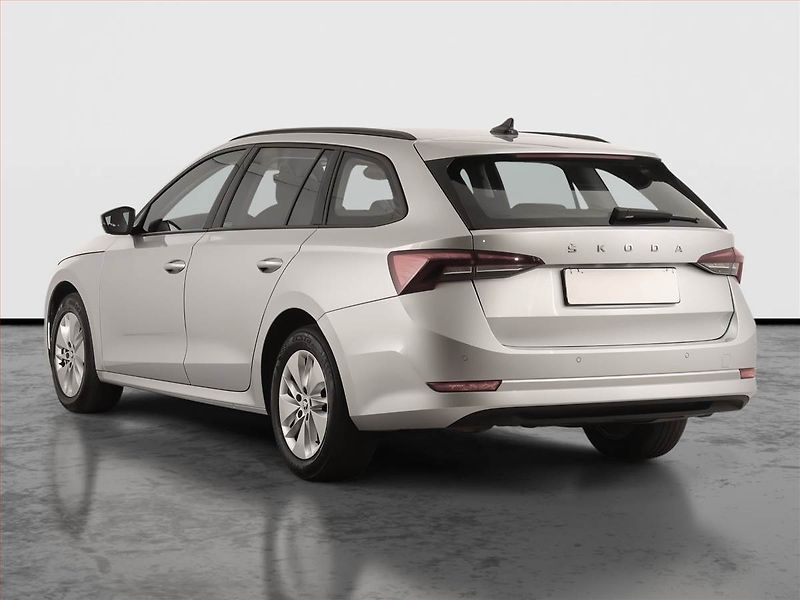 Škoda Octavia (2023) Ambition 2.0 TDI, ČR,1.maj - fotka 4 z 24