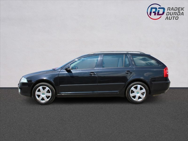 Škoda Octavia 1,6 MPI  TAŽNÉ,ELEGANCE - fotka 8 z 28