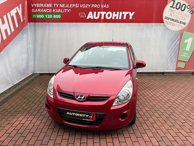 Hyundai i20 1.3 i, ČR, 71 tkm - fotka 2 z 19