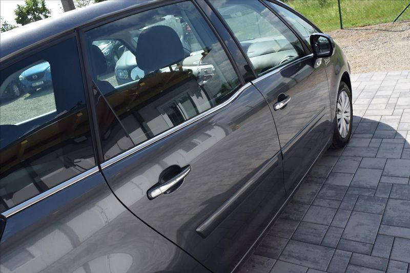 Citroën C4 Picasso 1,6 HDI 82KW NÍZKÉ KM 2XKOLA - fotka 10 z 50