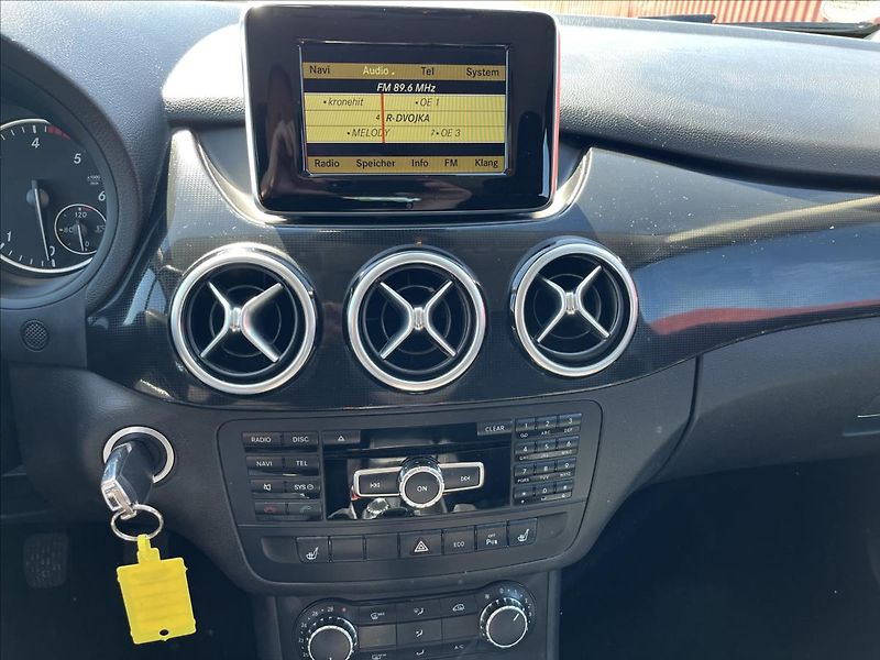 Mercedes-Benz Třídy B 1,8 CDi KLIMA BIXENON SERVIS - fotka 16 z 43