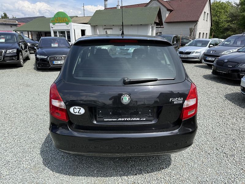 Škoda Fabia 1.4i KOMBI - fotka 5 z 13