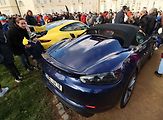 Luxusní supersporty projely západ Čech, milionové rarity přibrzdily v Kynžvartu