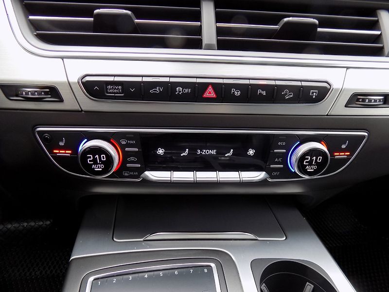 Audi Q7 (2017) 3.0TDI/E-Tron/4x4/Full-LED/ - fotka 40 z 48