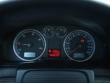 Volkswagen Passat (2004) 1.9 TDI, Automat, po STK - náhled 11
