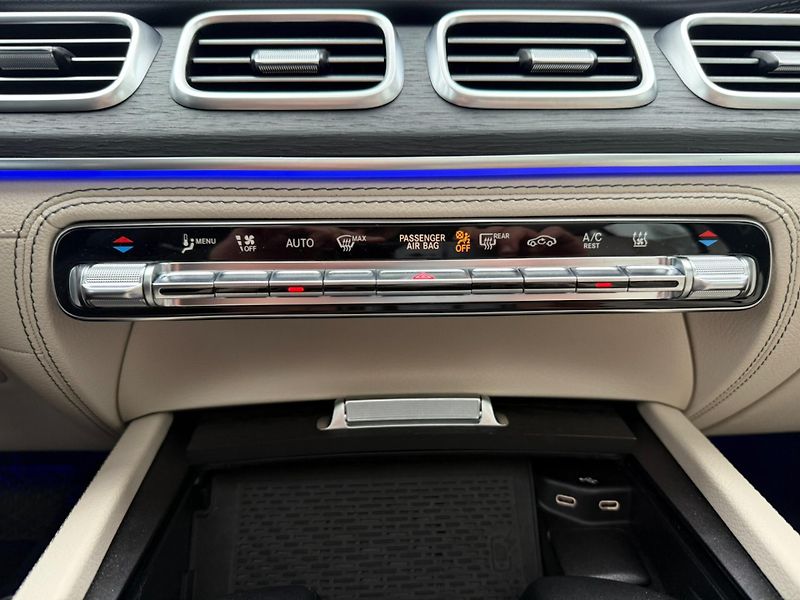 Mercedes-Benz GLE (2024) 450 D 4MATIC kupé - fotka 23 z 34