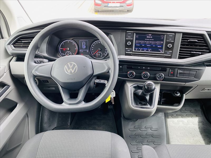 Volvo XC90 2,0 B5 AWD 173kW Inscription - fotka 9 z 31