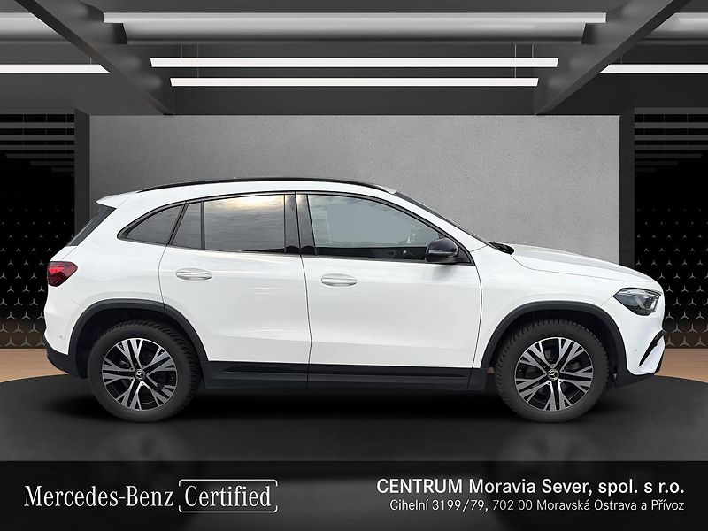 Mercedes-Benz GLA 200d 4MATIC, CZ, 1.majitel - fotka 6 z 16