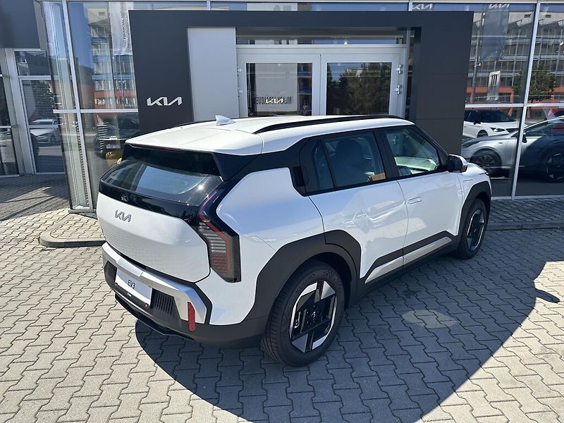 Kia EV3 (2026) AIR 58,3 kWh + HEAT - fotka 3 z 6