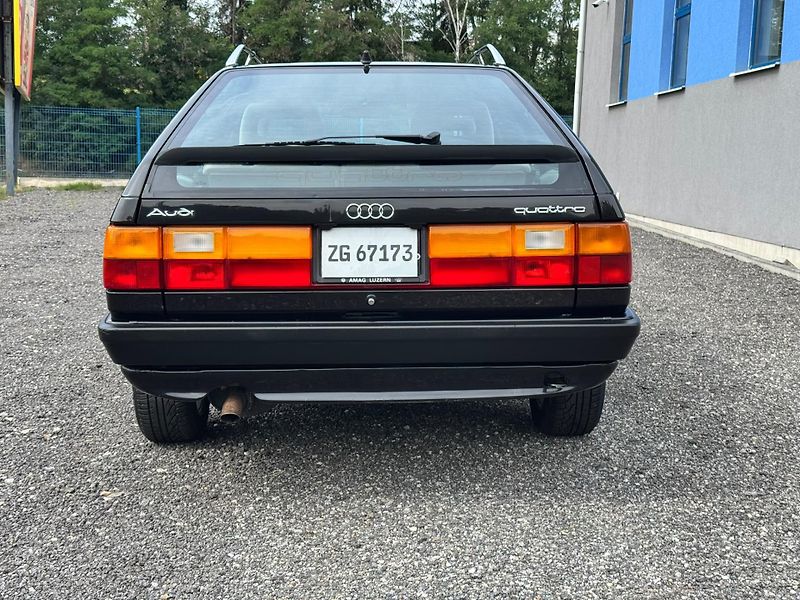 Audi 100 (1989) Audi 100 Avant 2.2 Turbo  - fotka 4 z 26
