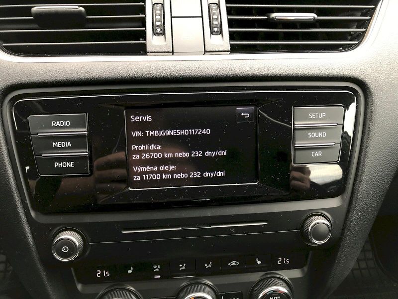 Škoda Octavia (2016) COM STYLE TD81/1.6 7AG - fotka 20 z 24
