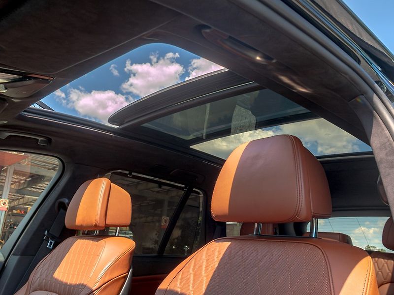 BMW X5 (2023) 3.0D 50E – NOVÉ V ČR - fotka 19 z 70