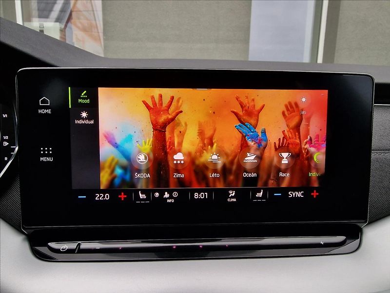 Škoda Octavia 2.0 TDI Style,původ ČR,1.Maj. - fotka 27 z 50