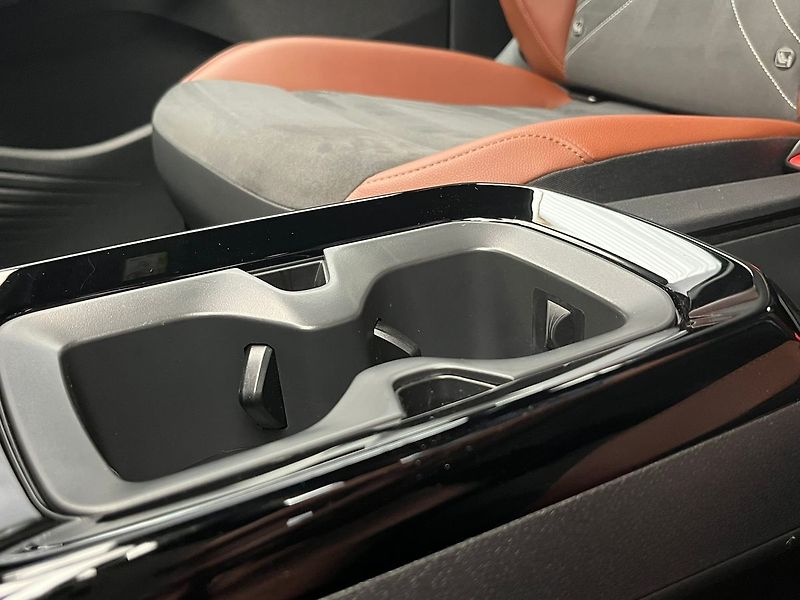 Volkswagen ID.5 Pro 150kW / ALU 20 SoH 95.9% - fotka 34 z 77
