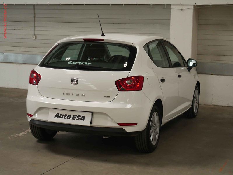 Seat Ibiza (2016) 1.2 TSi, 1.maj,ČR, AC - fotka 6 z 15