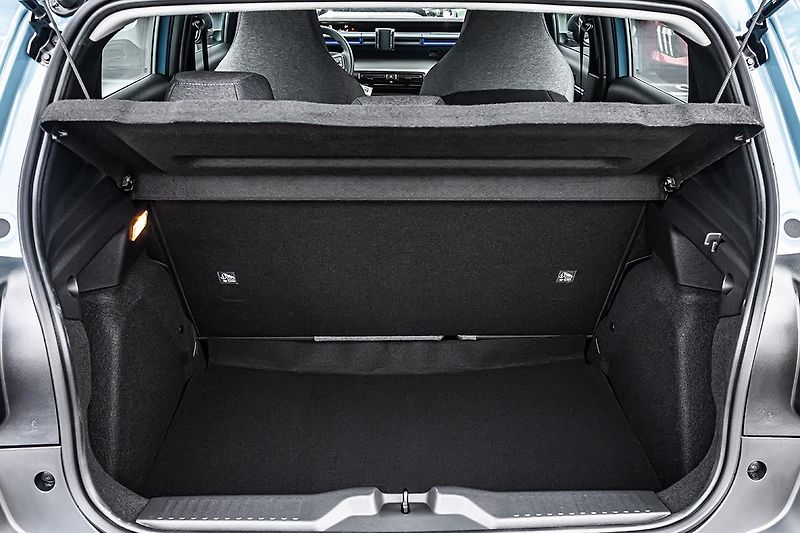 Citroën C3 (2026) 1,2 MAX Turbo benzín 100k+ ZIM - fotka 22 z 25