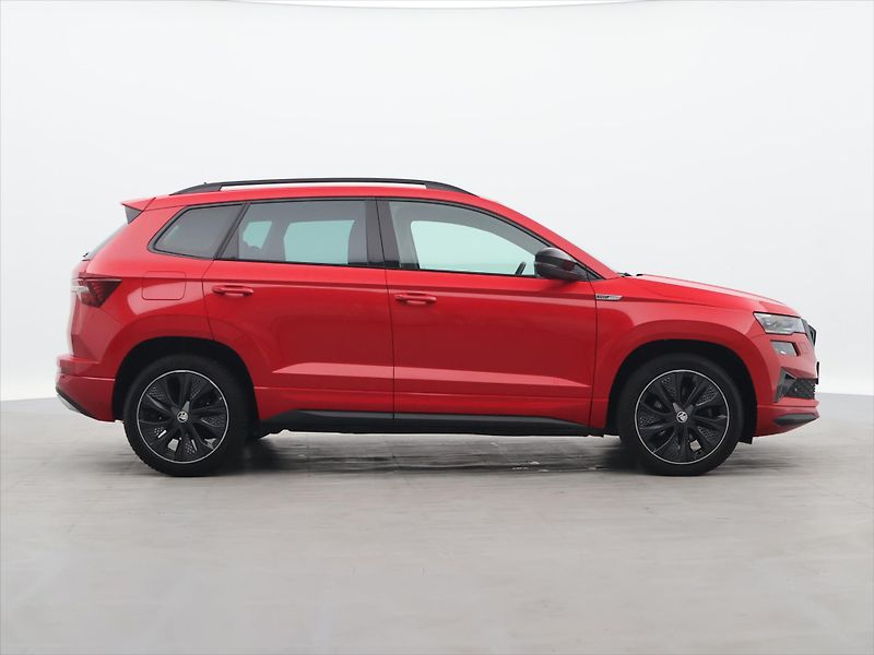Škoda Karoq 1,5 TSI 110kW DSG Sportline DP - fotka 8 z 34