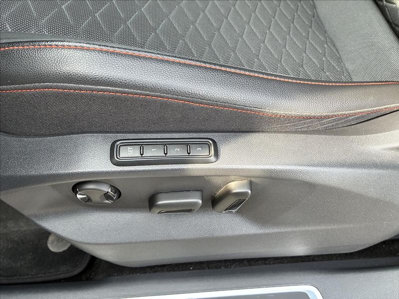 Seat Tarraco 2,0 TDI FR MANUÁL TAŽNÉ KAMERA - fotka 12 z 37