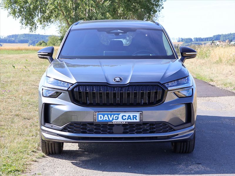 Škoda Kodiaq 2,0 TDI 4x4 DSG Sportline - fotka 2 z 40