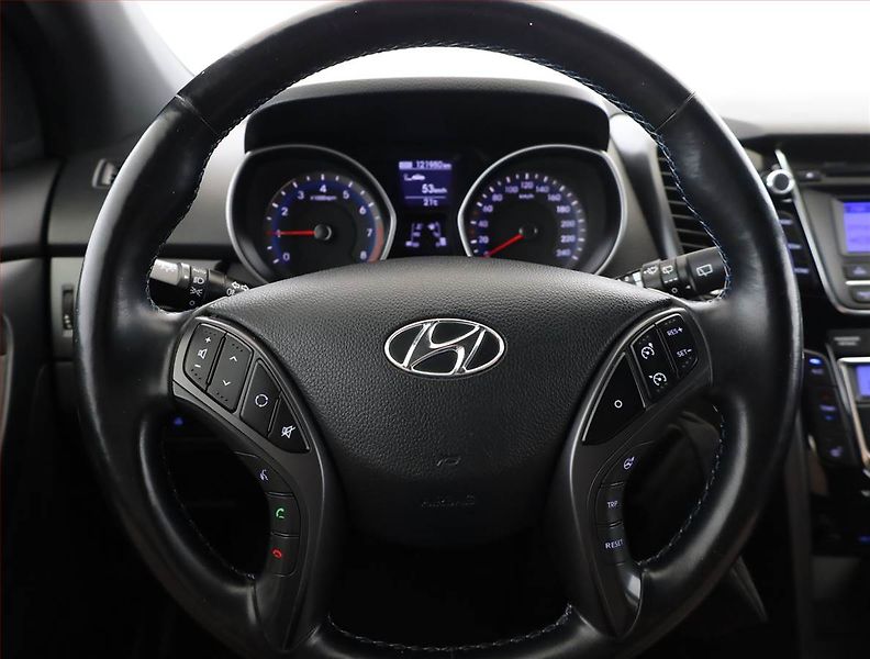 Hyundai i30 (2016) 1.6 GDI, ČR,1.maj, Serv.kniha - fotka 8 z 17