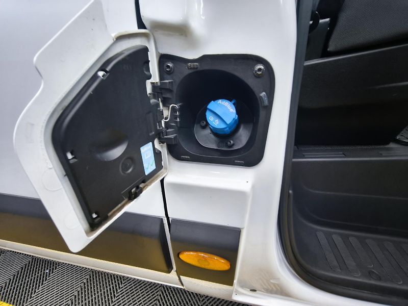 Renault Master (2019) 2.3, L3H2, klima, kamera - fotka 16 z 28