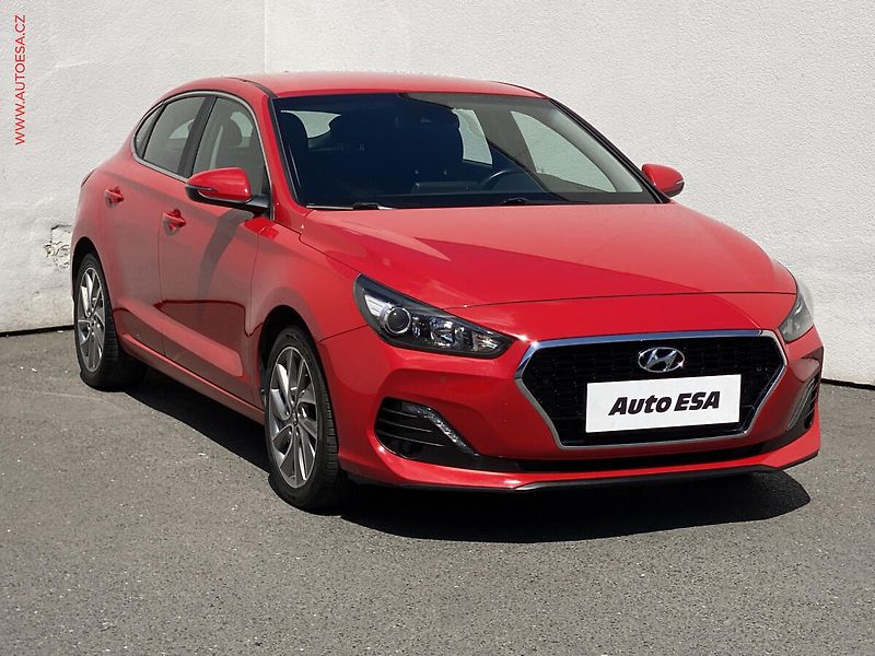 Hyundai i30 (2019) 1.4 T- GDI, ČR, AC, výhřev - fotografie inzerátu