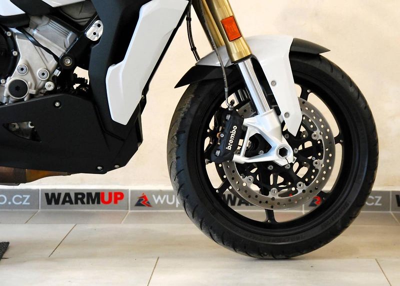 BMW S 1000 XR (2023) krásný stav, ZÁRUKA, SERVISKA - fotka 9 z 21