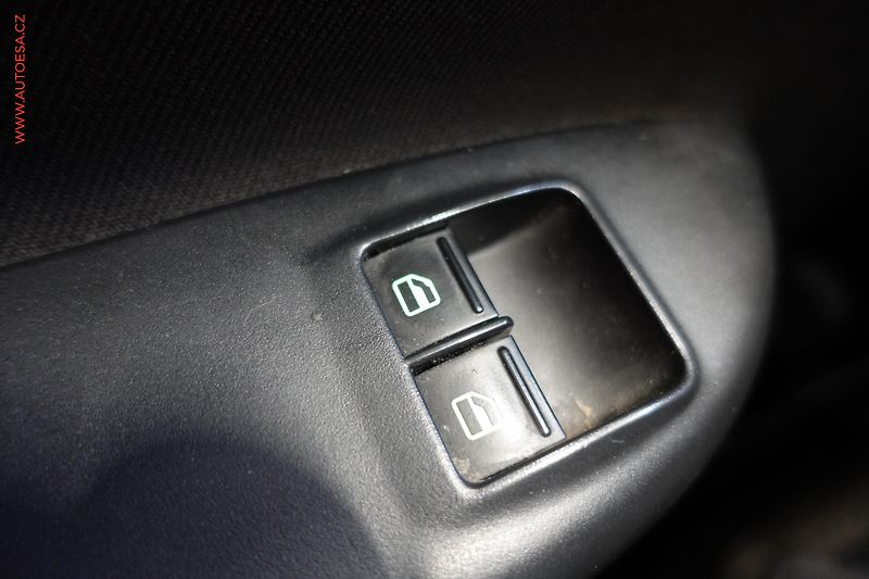 Škoda Octavia (2011) 1.2 TSi, ČR, Klima - fotka 14 z 18
