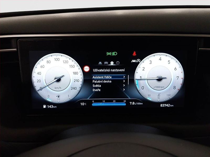 Hyundai Tucson (2021) 1.6 T-GDI - fotka 11 z 20