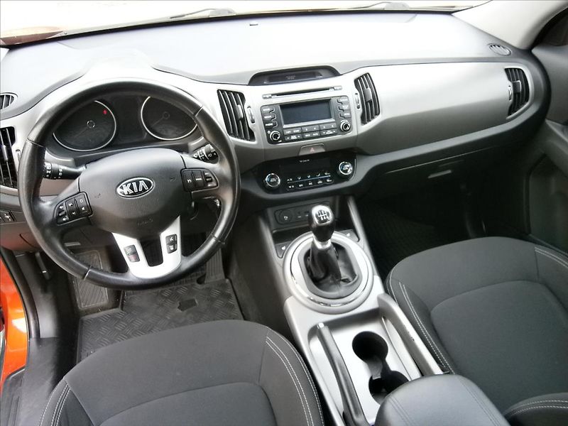 Kia Sportage 1,6 GDi 99 KW - fotka 9 z 14