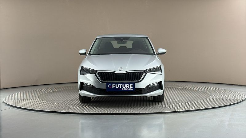 Škoda Scala 1.0 TSI Ambition - fotka 3 z 23