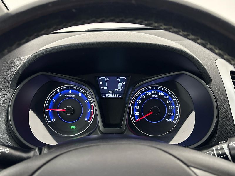 Hyundai ix20 Hatchback - fotka 11 z 28