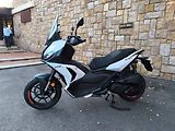 Aprilia (2026) SR GT 400 Dusty Grey - náhled 17