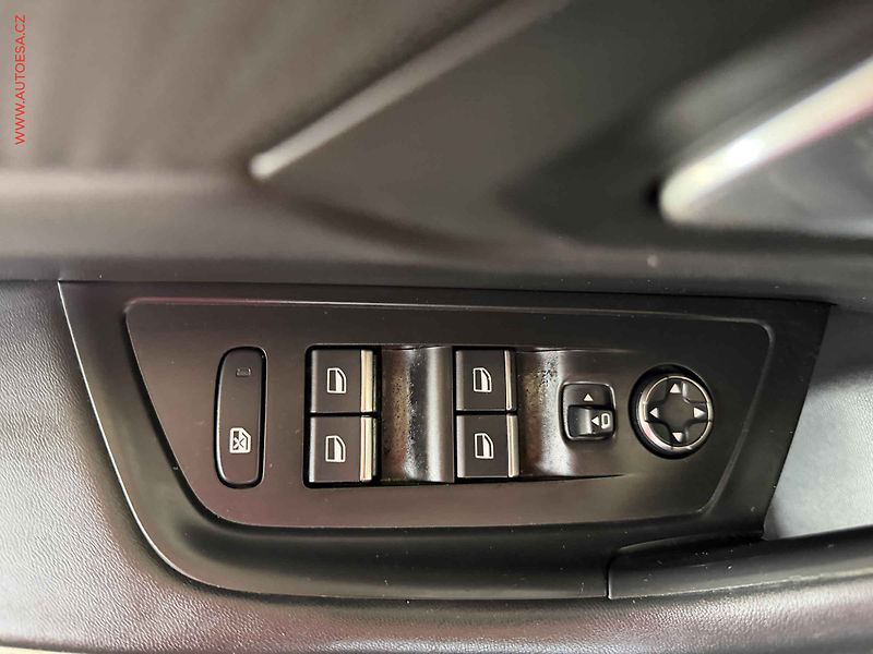 Peugeot 508 (2019) 1.5 HDi, Allure, AT, navi, AC - fotka 10 z 17
