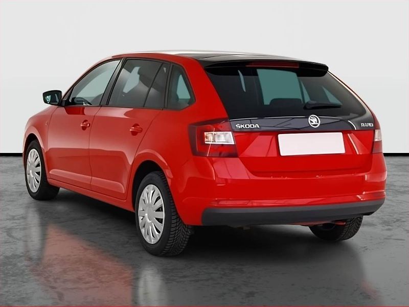 Škoda Rapid (2014) Spaceback 1.2 TSI, Serv.kniha - fotka 4 z 19