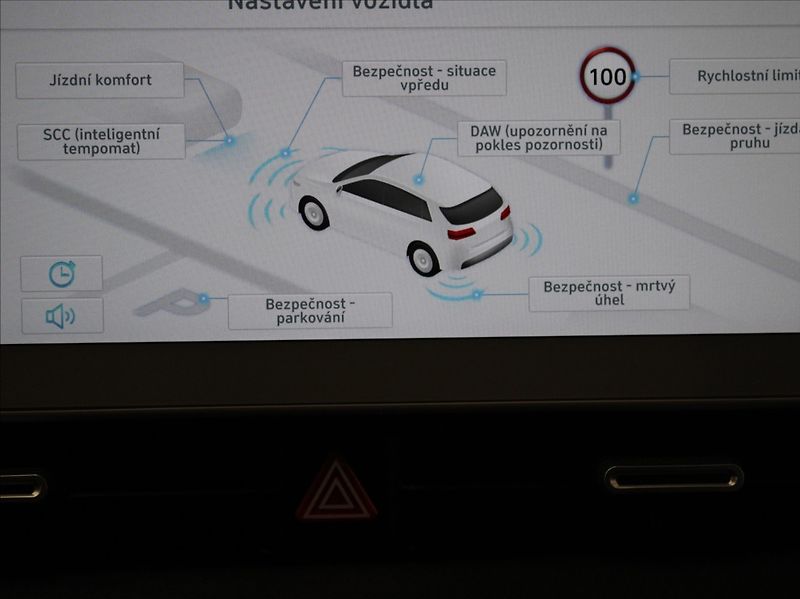 Hyundai Ioniq 5 0,1 77kWh Style Premium TAŽNÉ - fotka 12 z 29