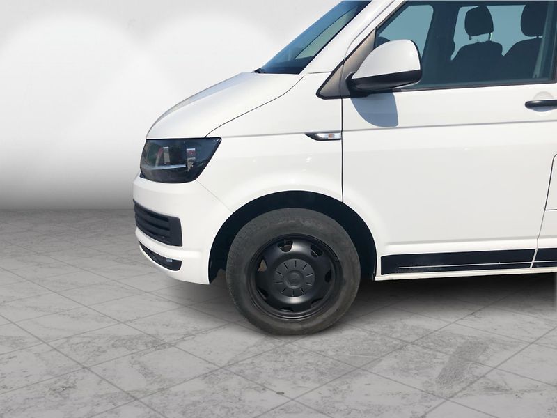 Volkswagen Transporter 2,0 TDI DSG 8 míst - fotka 10 z 26