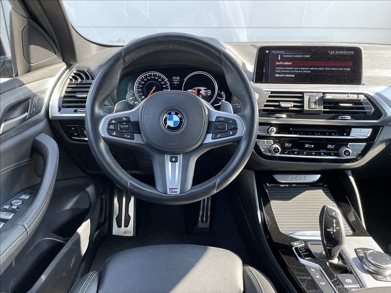 BMW X4 XDRIVE30D Mpaket ČR.1.MAJ. - fotka 10 z 32
