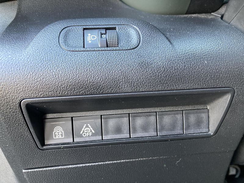 Citroën Berlingo XTR XL 1.5 BlueHDi 96 kW - fotka 20 z 22