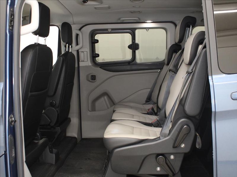 Ford Tourneo Custom 2,0 TDCi Titanum X 8-míst ČR - fotka 6 z 22