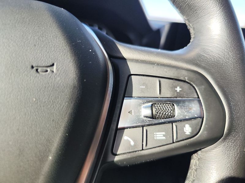BMW Řada 3 E330/215kW Sportline AT PHEV - fotka 29 z 34