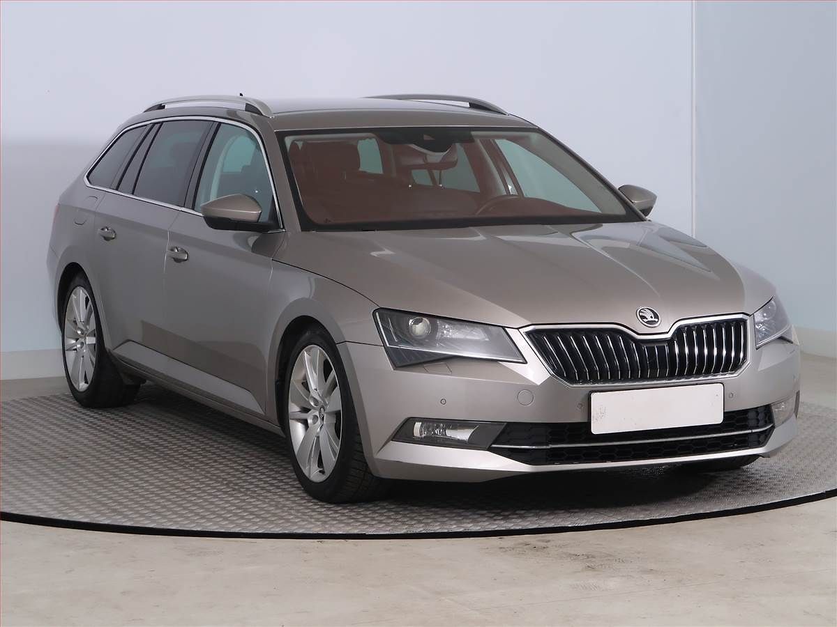 Škoda Superb 2.0 TDI, Automat, Kůže, Navi