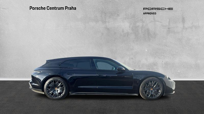 Porsche Taycan GTS - fotka 5 z 30