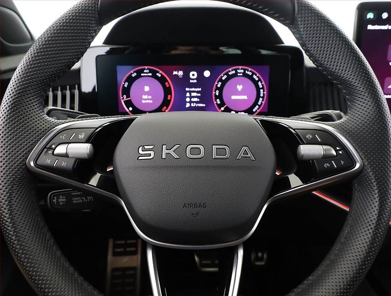 Škoda Superb (2025) 2.0 TDI, Sportline, Navi - fotka 8 z 19