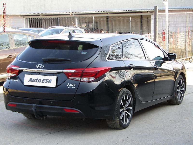 Hyundai i40 (2016) 1.7 CRDi, 1.maj,ČR, AT - fotka 4 z 20